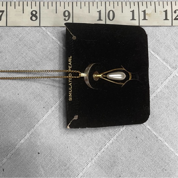 Vintage Sarah Coventry Simulated Pearl Necklace - Picture 2 of 6